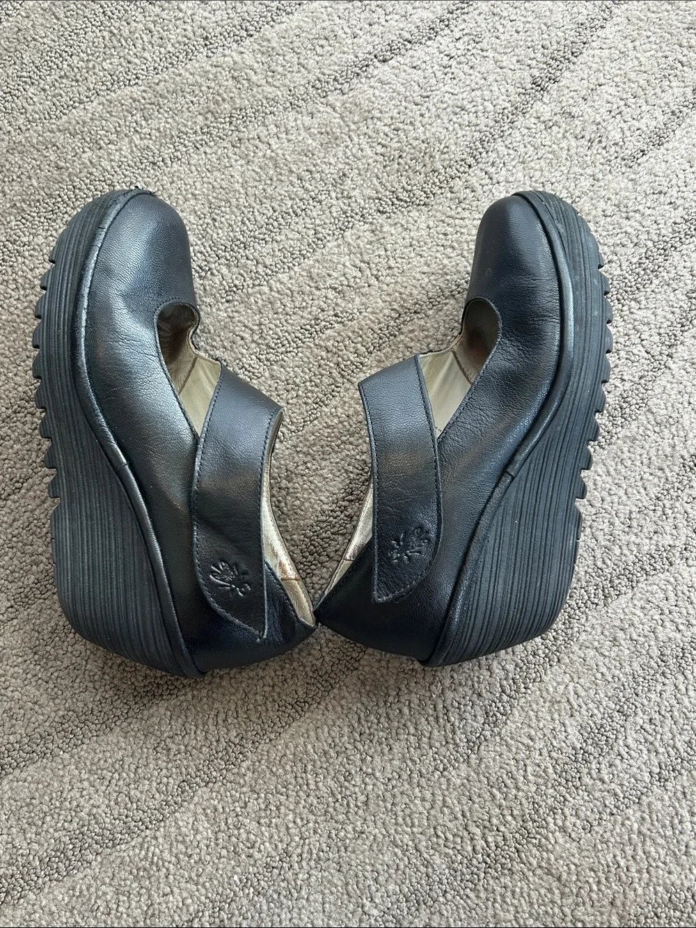 Fly London Yasi Mary Jane Wedge Size 39 Black